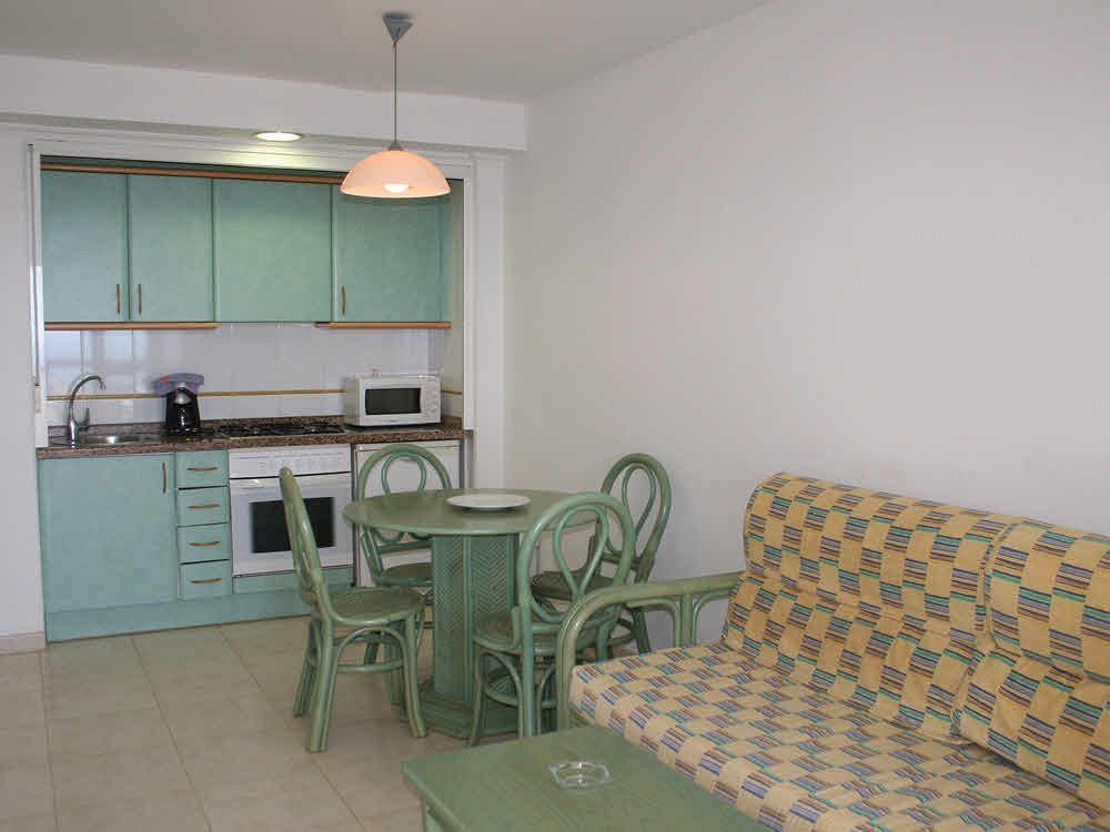 Apartamentos Amatista Unitursa Calp Exterior foto